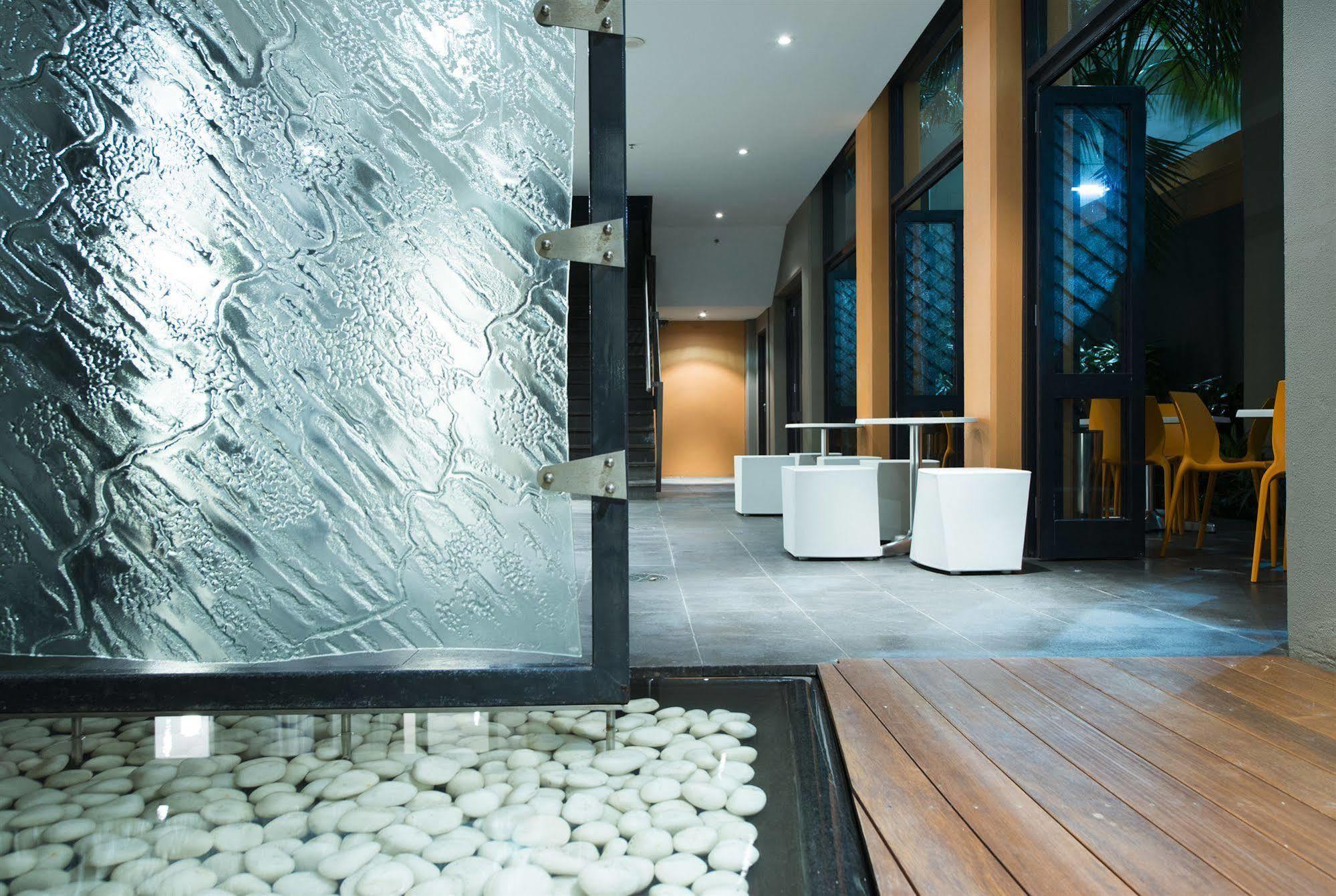 Mantra On Kent Aparthotel Sydney Exterior photo